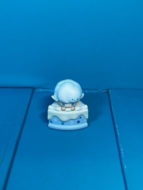 Pop Mart - Pop Beans - Original Dimoo Cake Slice Bean Series 1